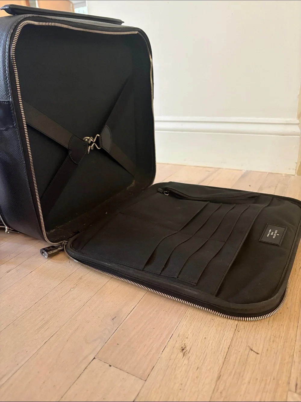 Louis Vuitton Men's Black Crossbody Bag